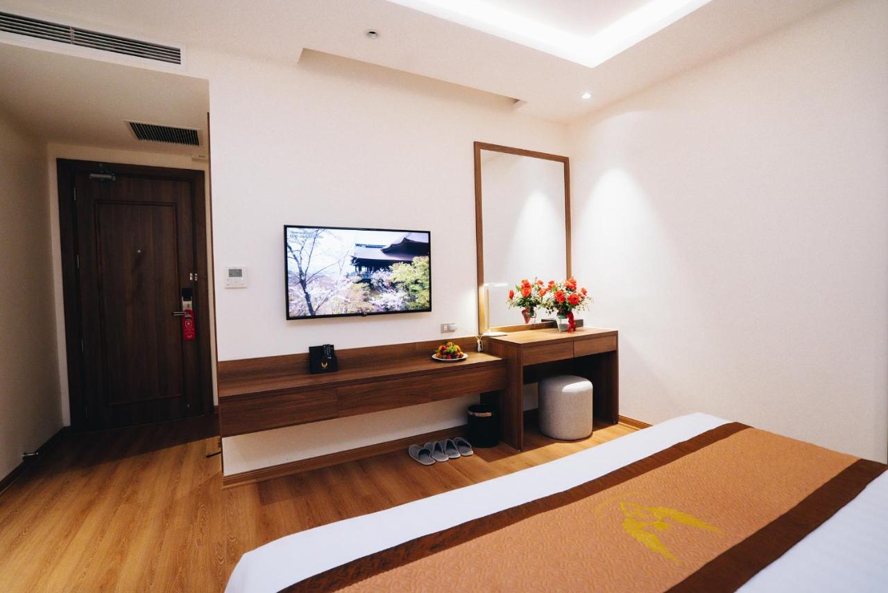Manh Quan Luxury Hotel Vinh Yen Exterior photo