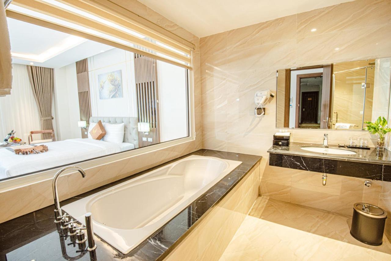 Manh Quan Luxury Hotel Vinh Yen Exterior photo